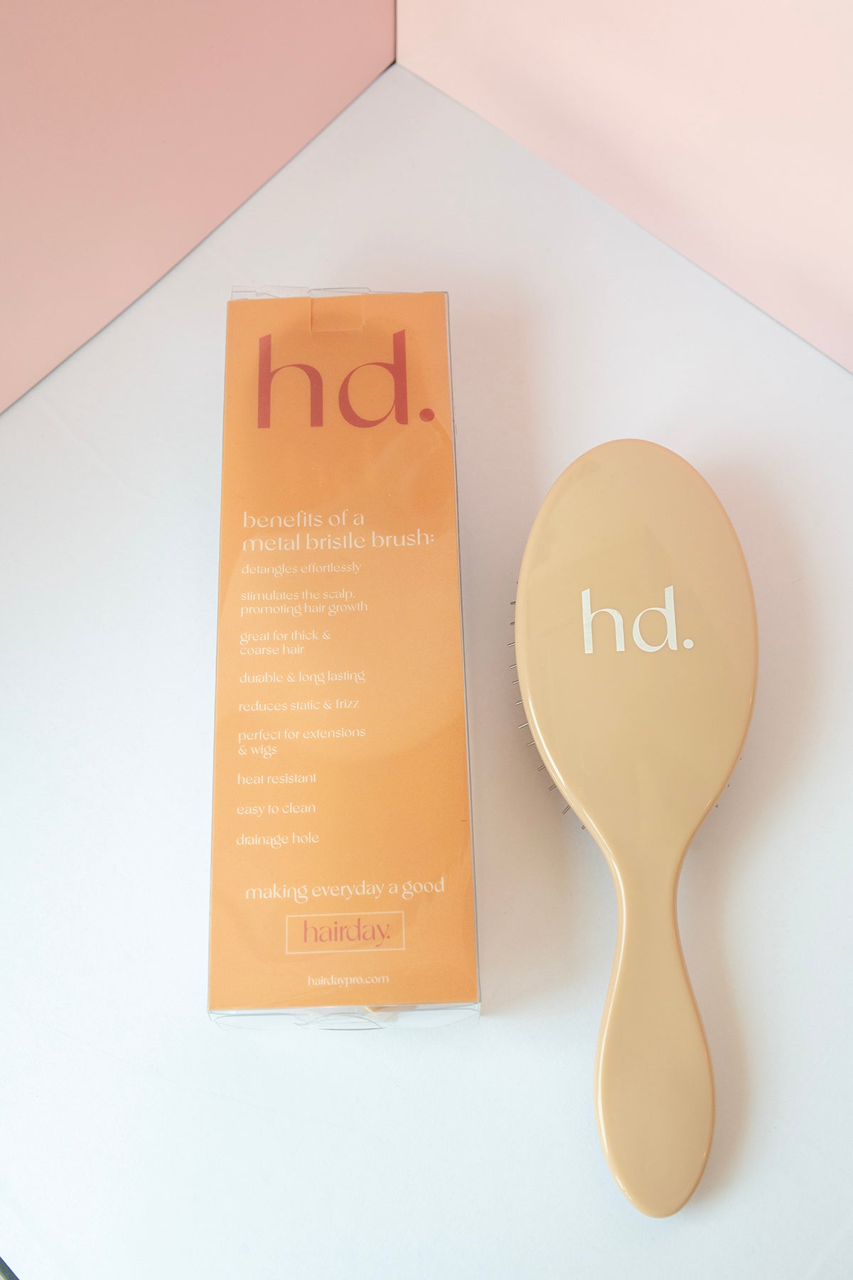 Hairday detangling brush