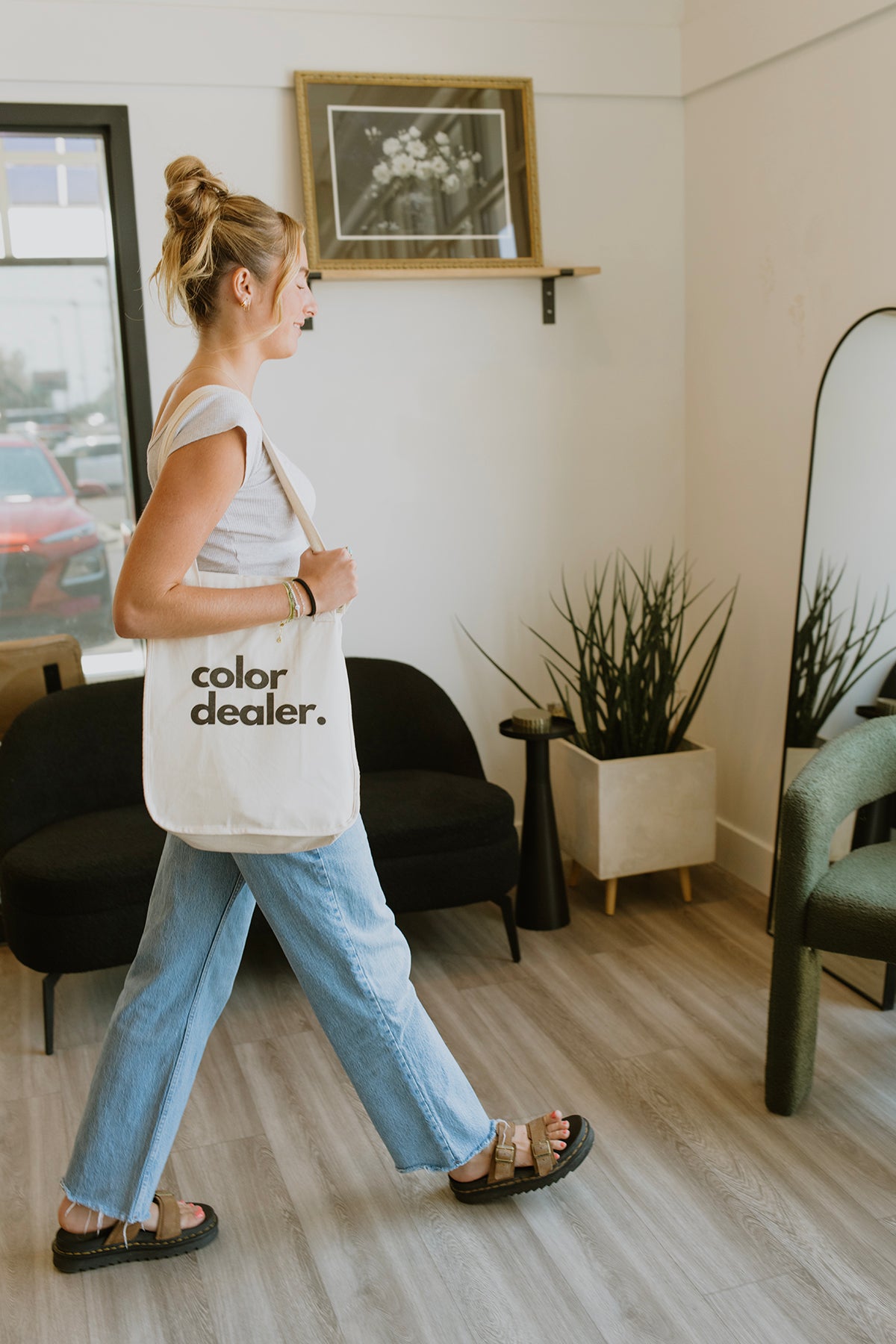 Hairday Tote:  Color Dealer